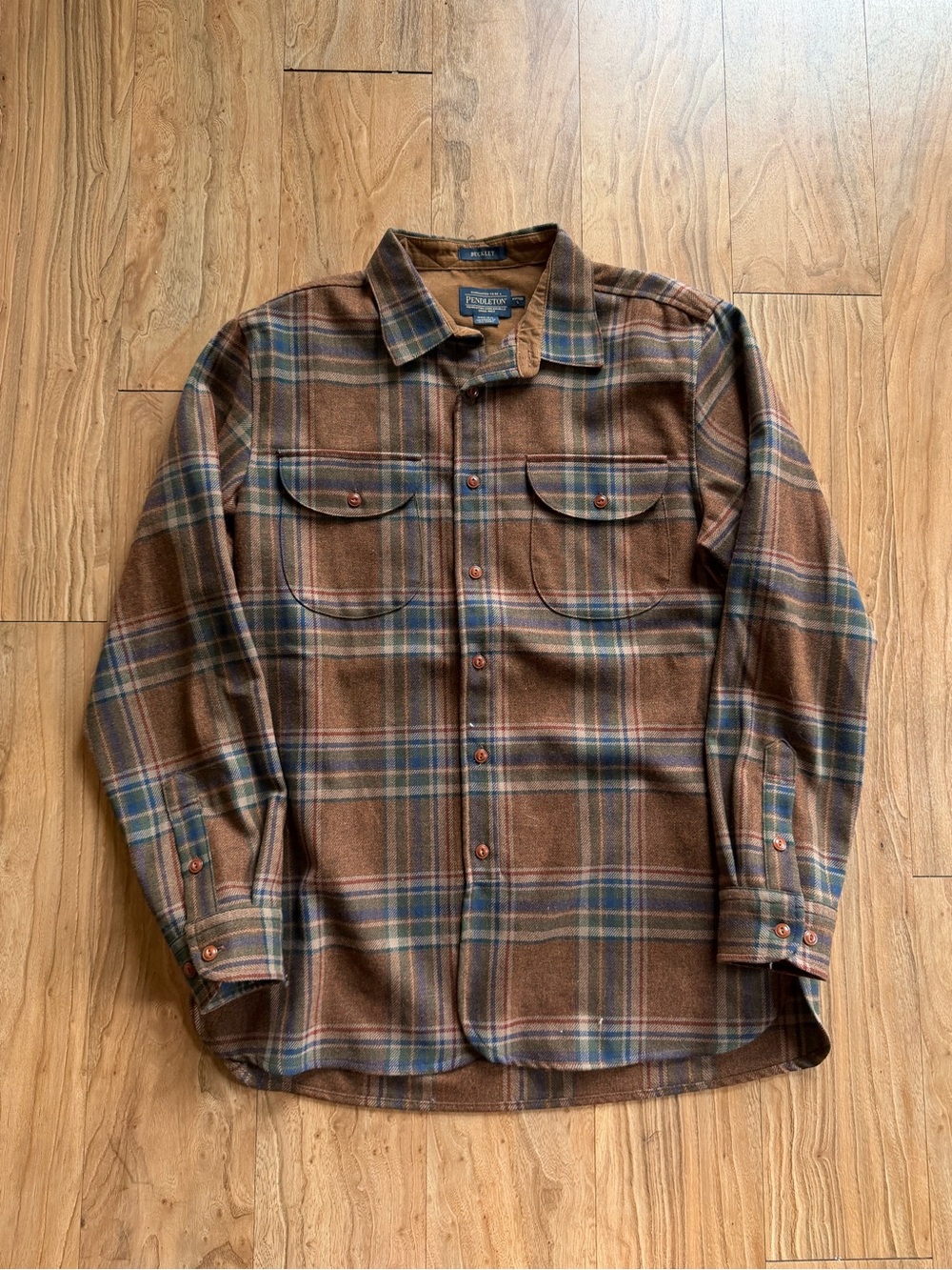 Pendleton Buckley plaid thick wool button up shirt